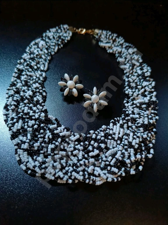 Бусы и Клипсы. Стекло.