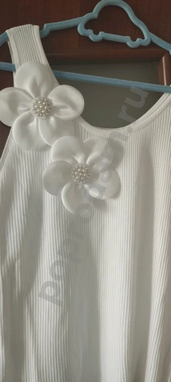 Женская майка с цветком