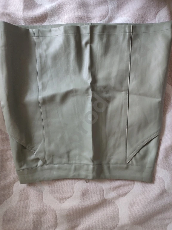 Оливковая прямая юбка из экокожи Gloria Jeans