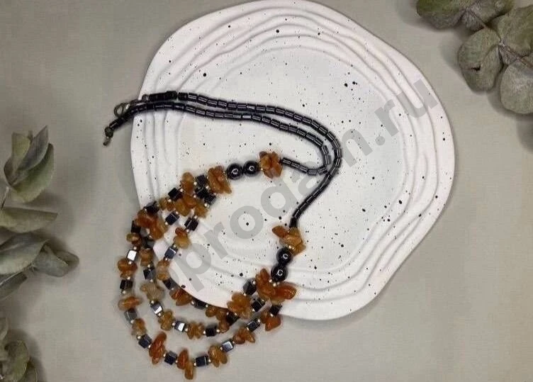 Винтажные бусы колье из сердолика и гематита