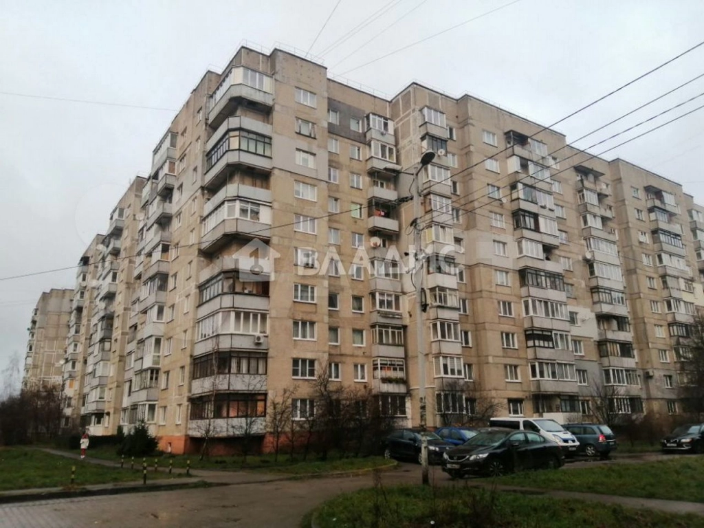 3-к квартира, 65 кв.м, 1/10 эт.