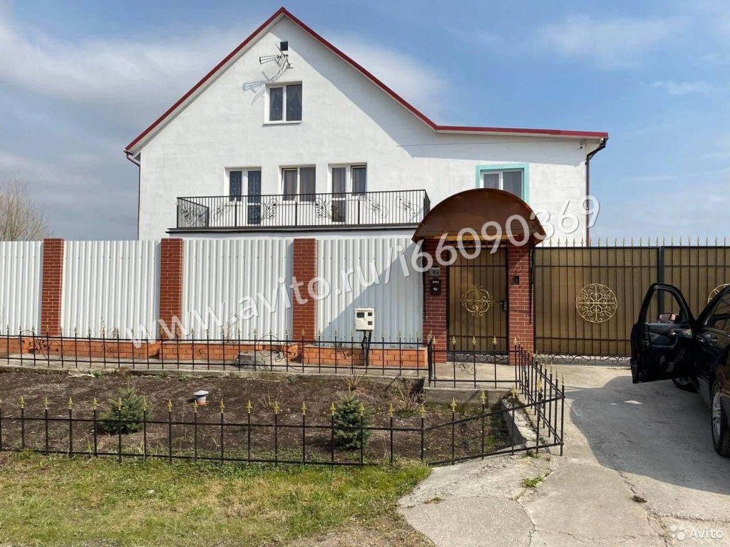 Дом 350 м? на участке 12 сот.