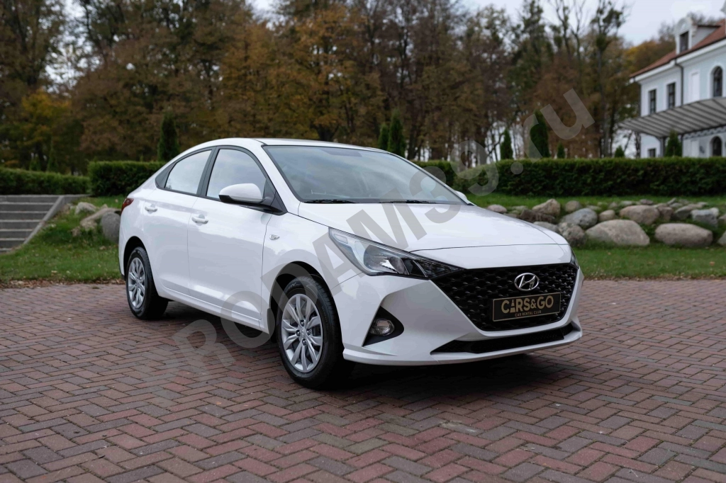 Аренда автомобиля Hyundai Solaris, автомат, 1.6 л