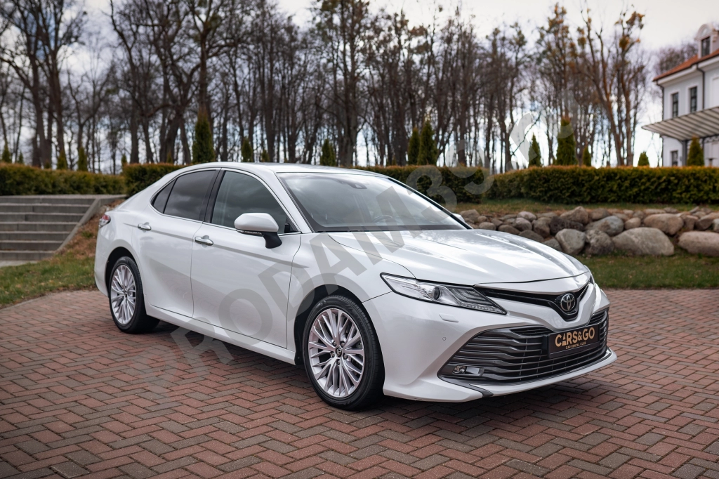 Аренда автомобиля Toyota Camry, автомат, 2.5 л.