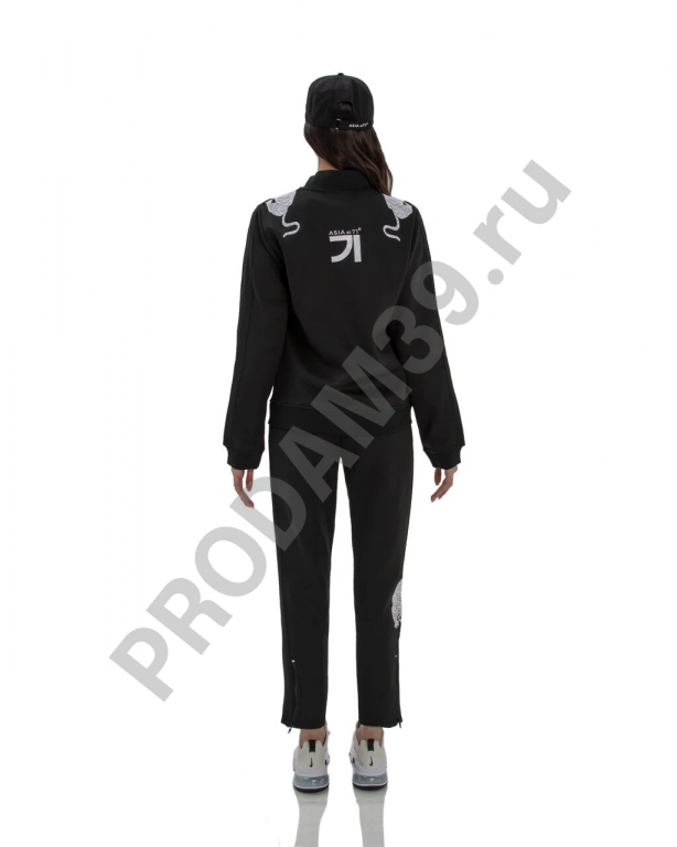 Костюм Wild World of Asia 90s release черный