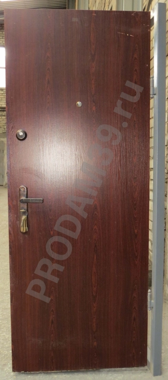 Дверь входная стальная 