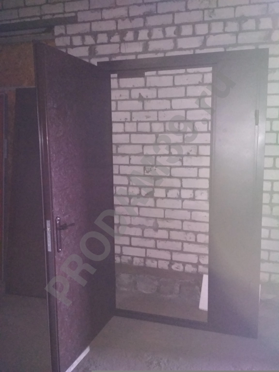 Дверь входная стальная 