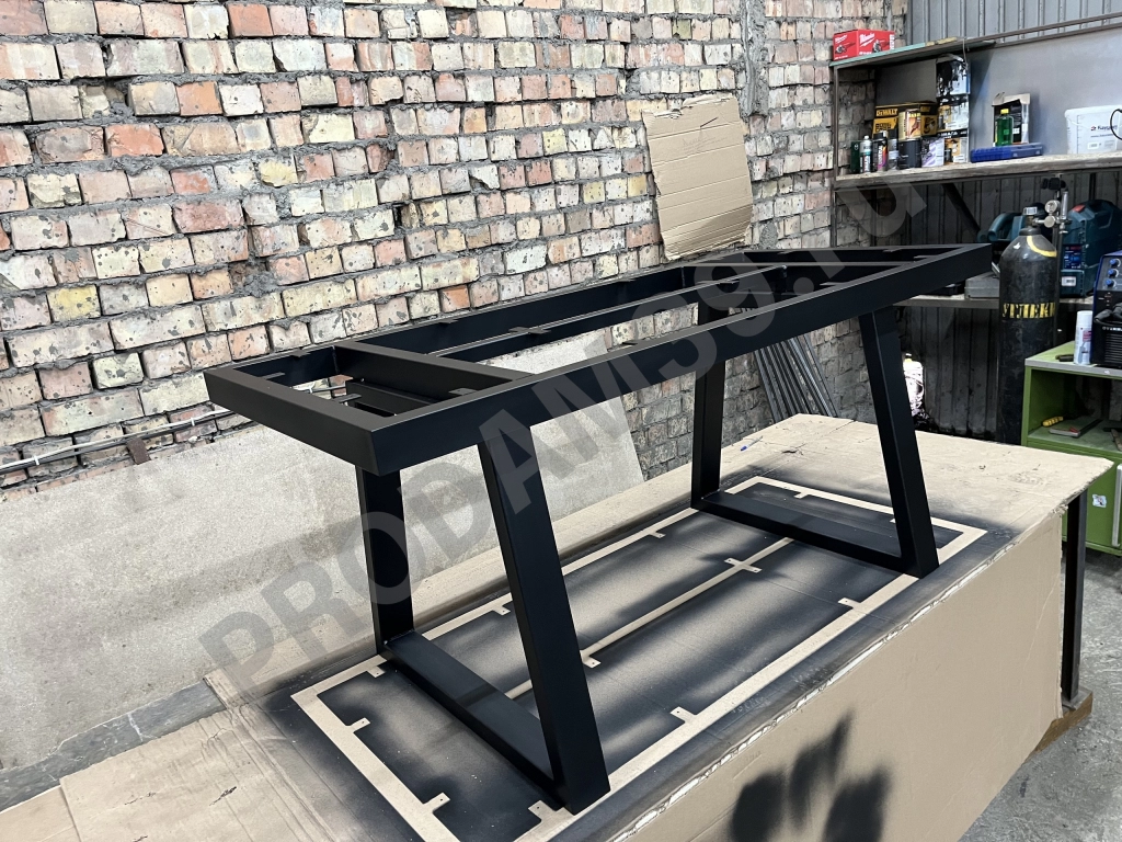 Подстолье лофт из маталла