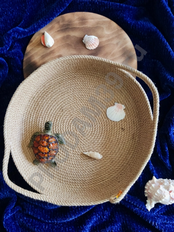 Поднос из джута с деревянным дном