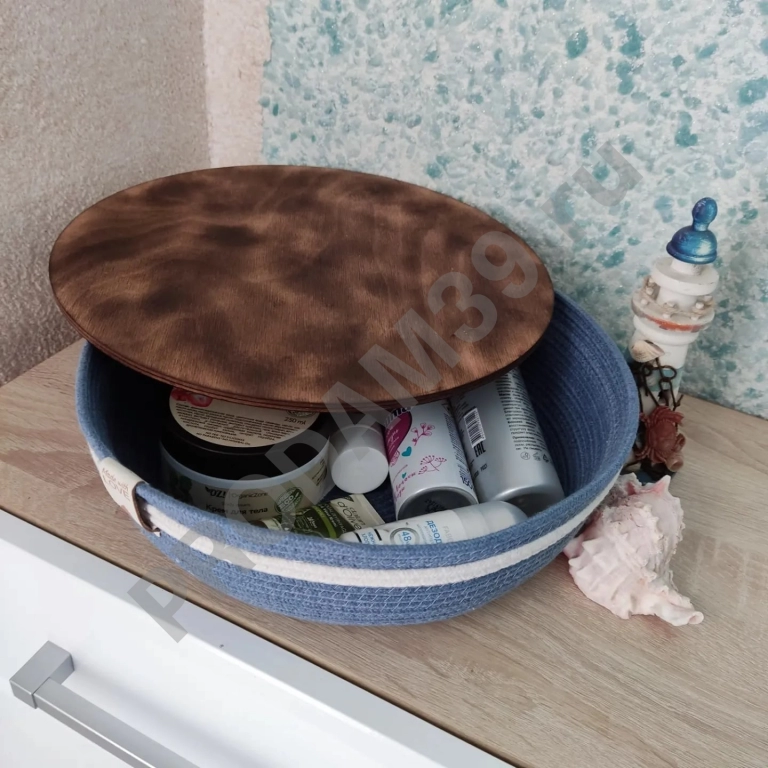 Круглая корзина с крышкой