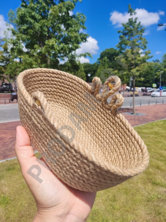 Овальная корзина корона