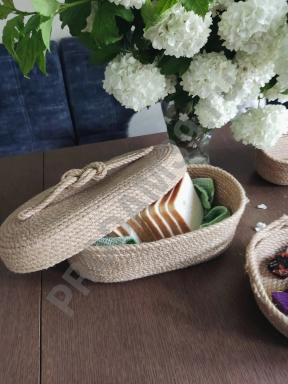 Овальная корзина с крышкой