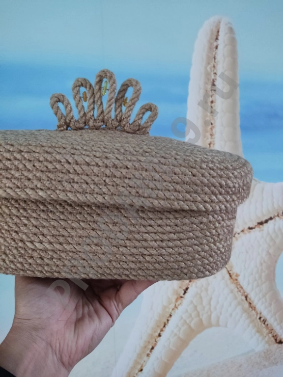 Корзина квадратная с крышкой корона