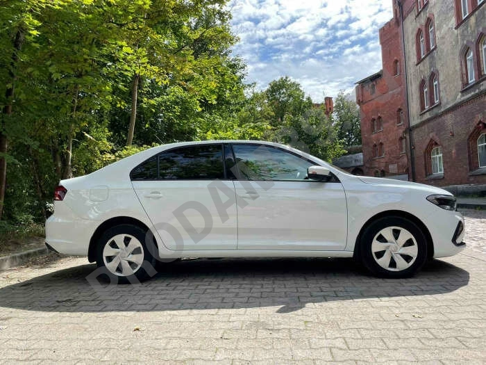 Аренда автомобиля Volkswagen Polo