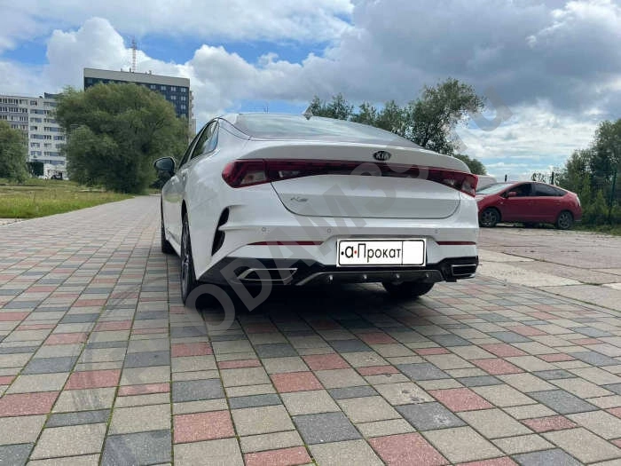 Аренда автомобиля KIA K5