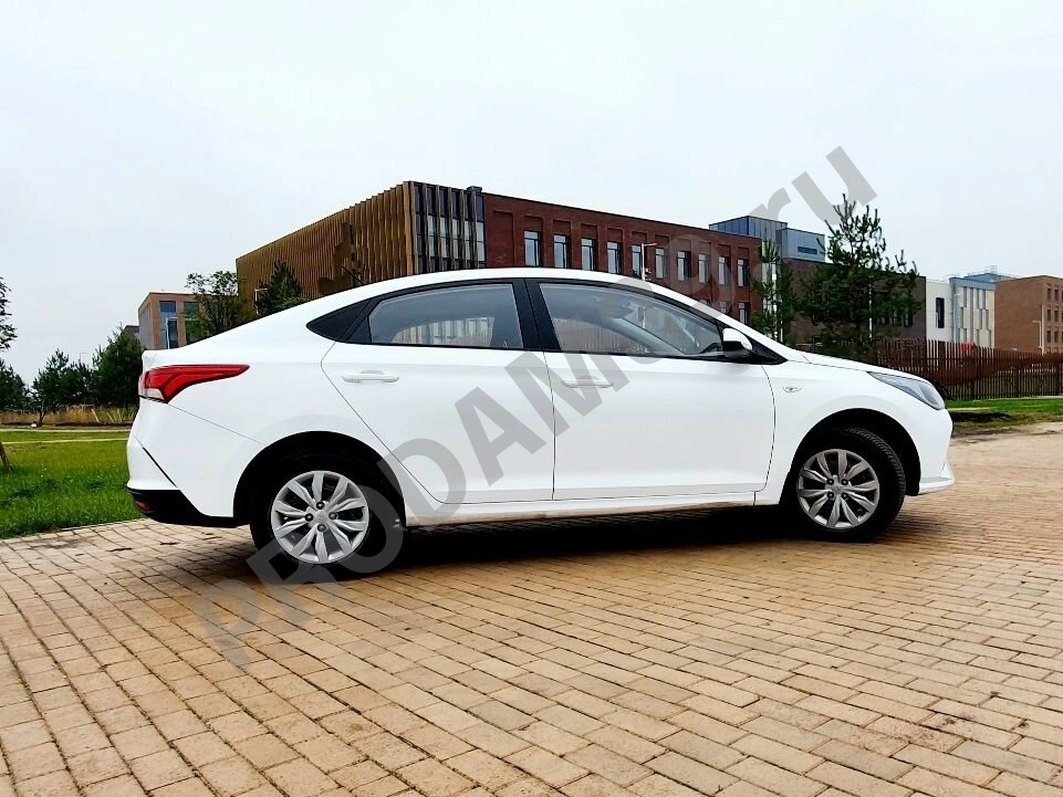 Аренда автомобиля Hyundai Solaris