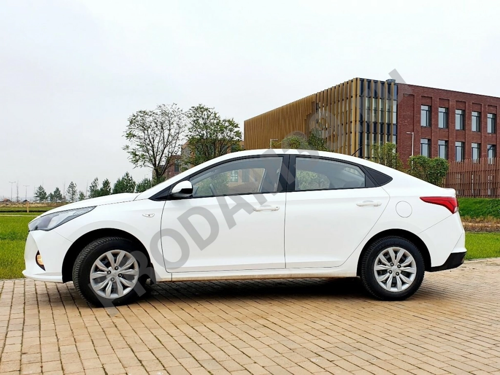 Аренда автомобиля Hyundai Solaris