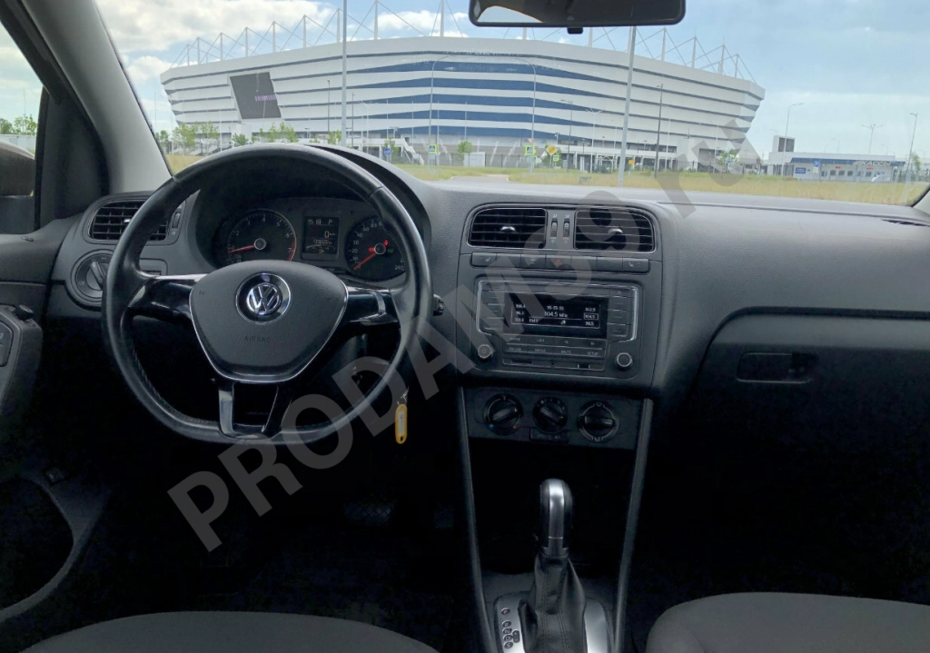 Аренда автомобиля Volkswagen Polo 2017 г.
