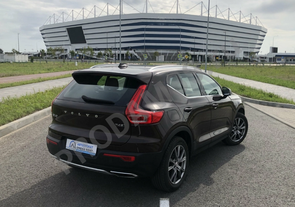 Аренда автомобиля Volvo XC40 2018 г.