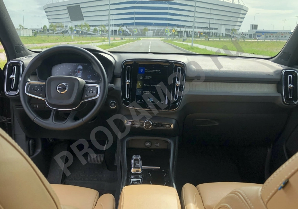 Аренда автомобиля Volvo XC40 2018 г.