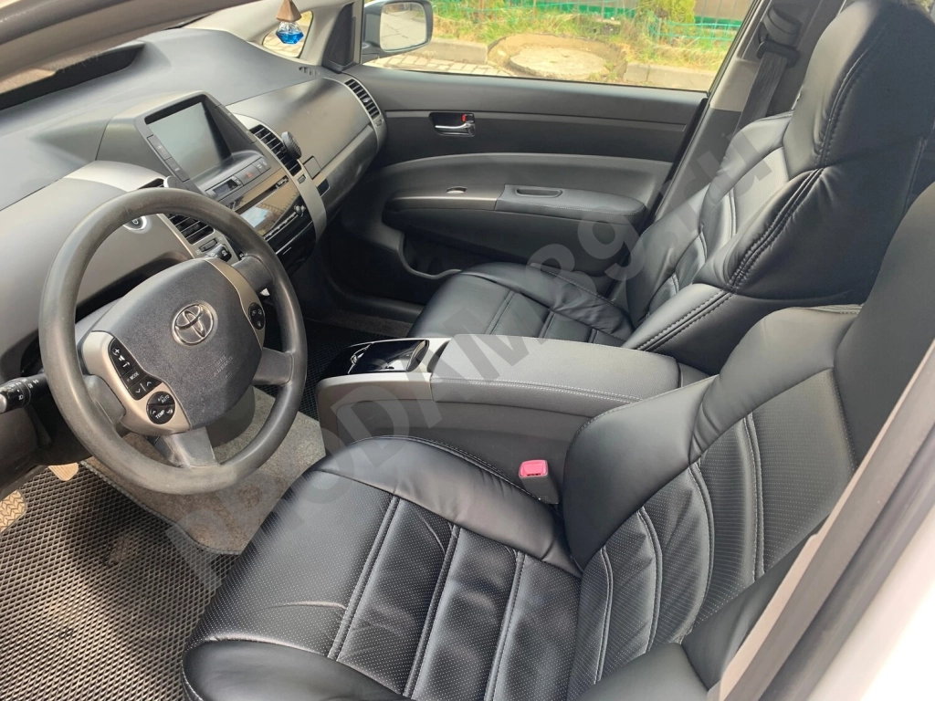 Аренда автомобиля Toyota Prius