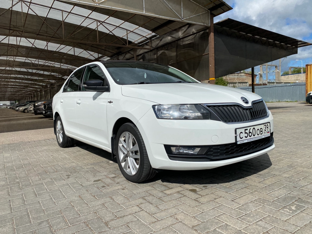 Аренда автомобиля Skoda Rapid