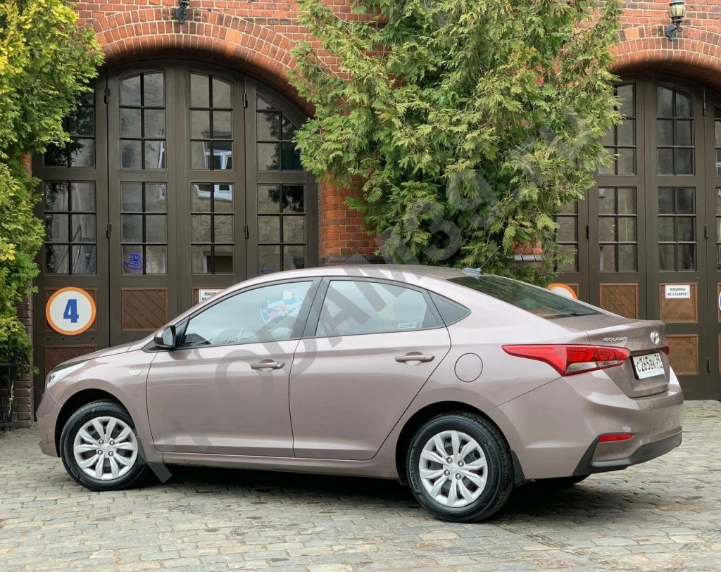 Аренда автомобиля Hyundai Solaris