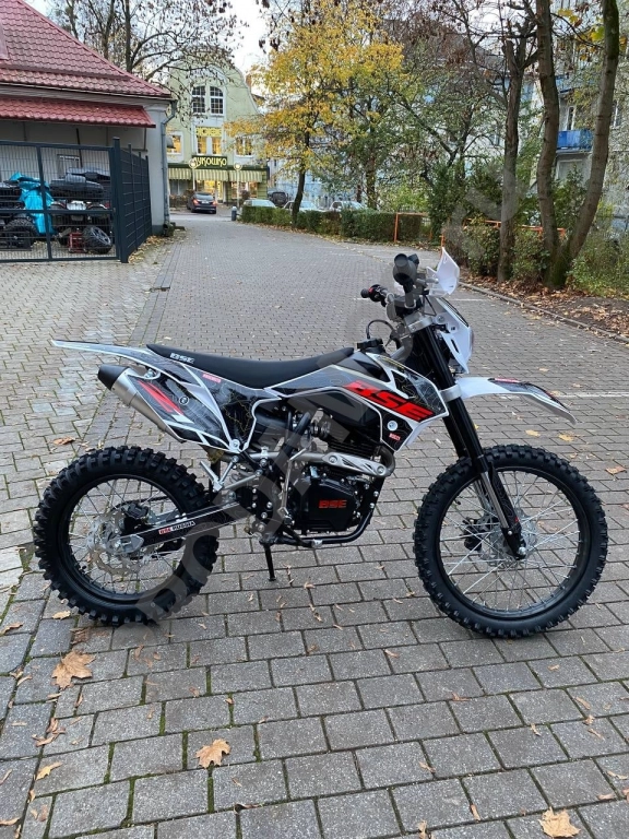 Мотоцикл BSE Z1-150e 19/16