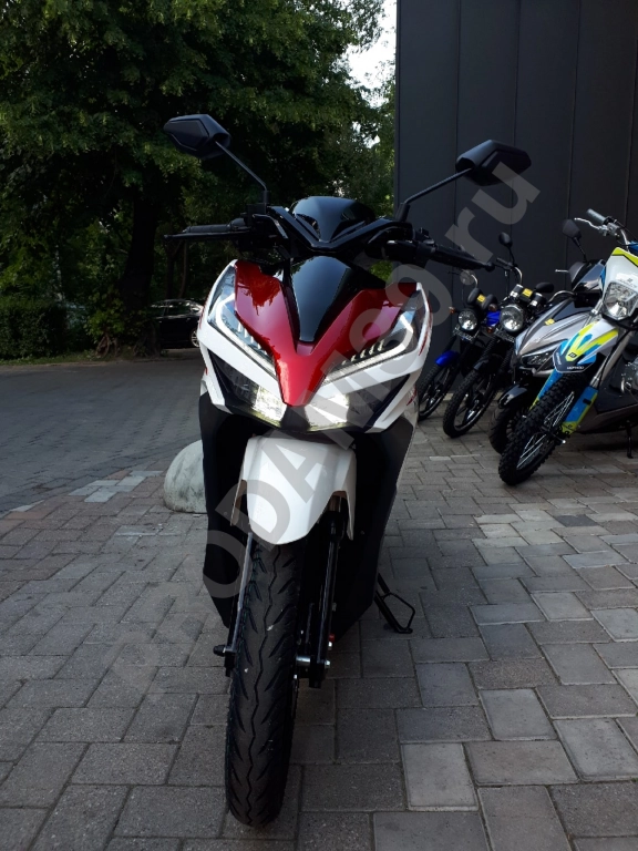 Мотороллер VR 150 белый 2022 г. с ПТС