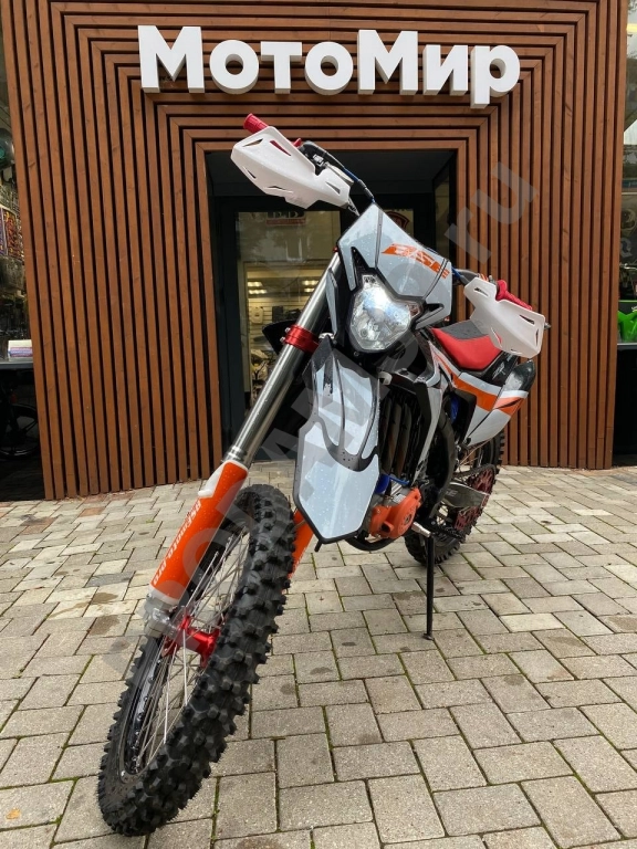 Мотоцикл BSE Z8 300cc 34л.с. 