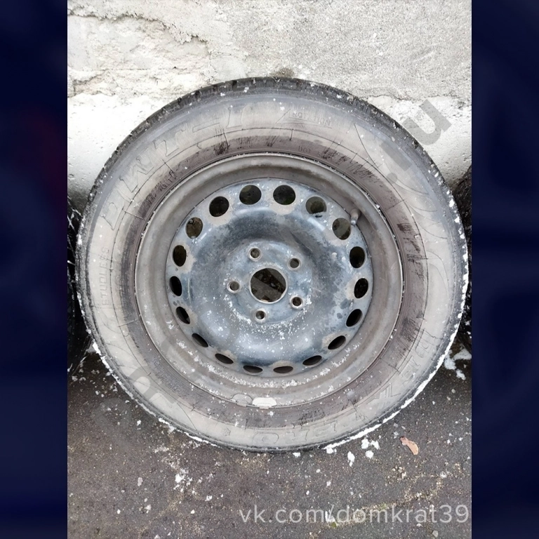 Зимние шины 195/65 R15 на штампованных дисках