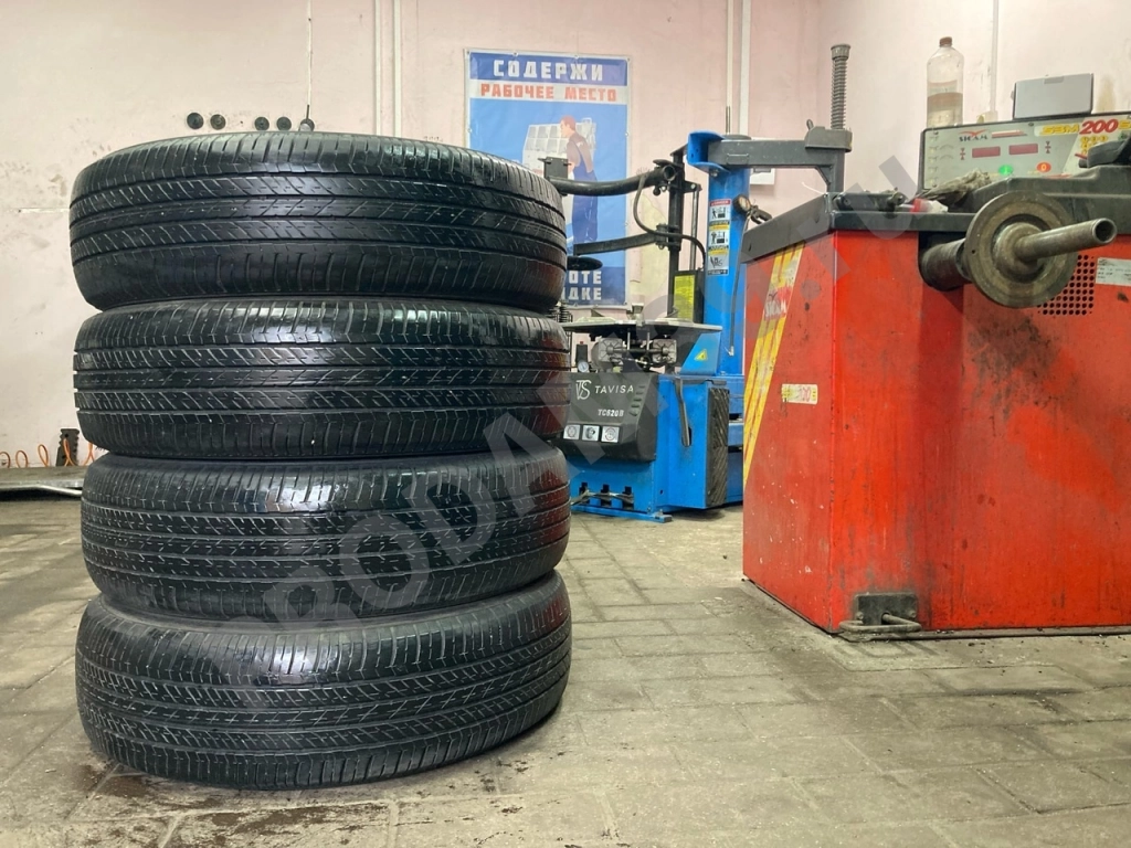 Шины летние Bridgestone 215/70/17