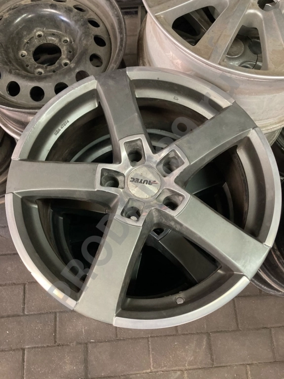 Литые диски 5/120 R17
