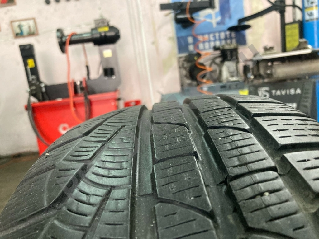 Шина зимняя Pirelli 225/50/17
