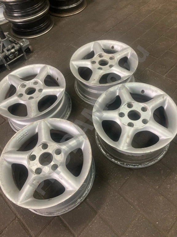 Литые диски 5/114,3 R15