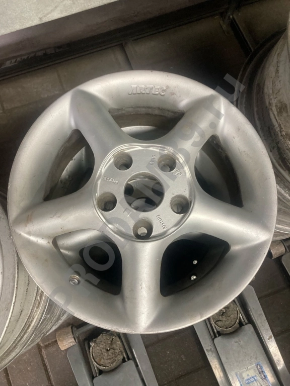 Литые диски 5/114,3 R15