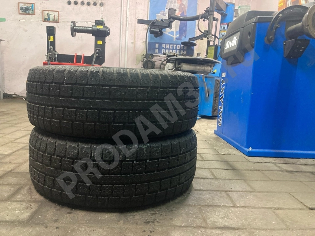 Шины зимние Toyo 215/65/16