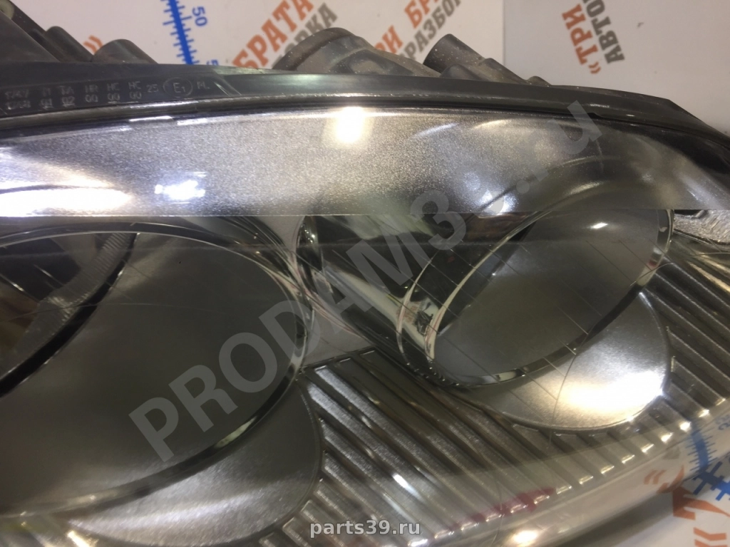 Фара правая на Volkswagen Golf 5 поколение 03-09