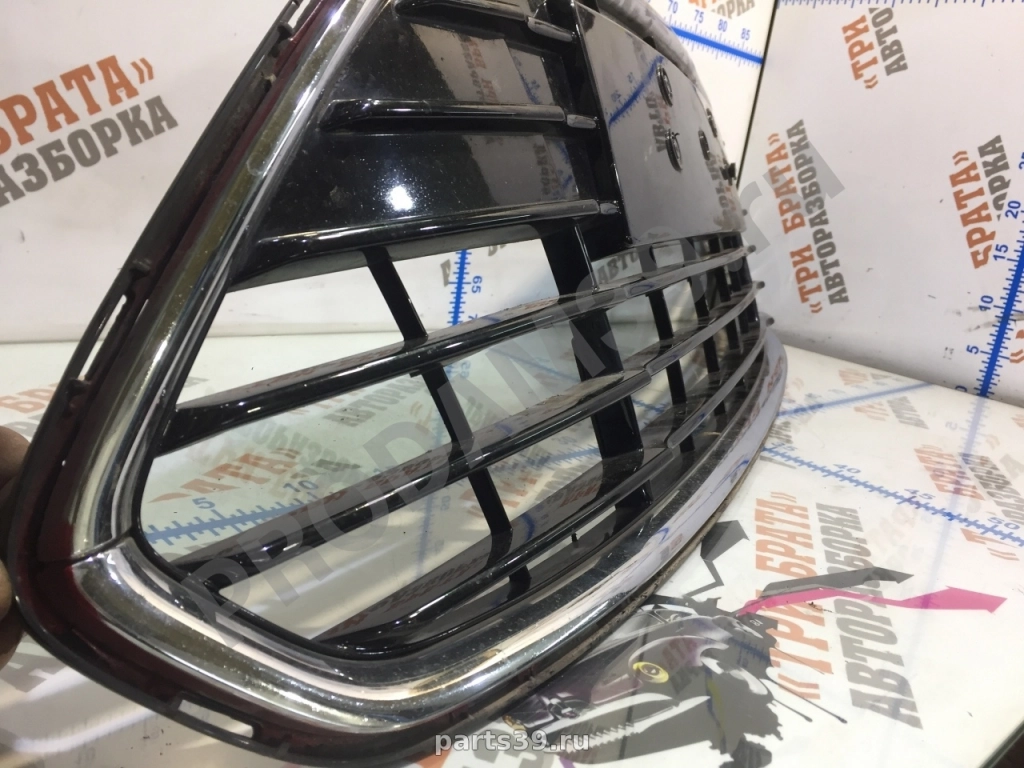 Решетка бампера на Ford Mondeo 4 поколение [рестайлинг] 10-15