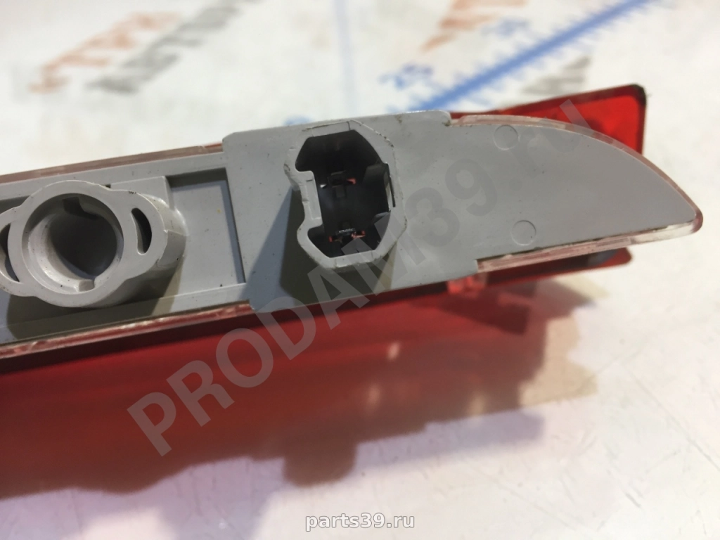 дополнительный стоп на Mazda CX-7 1 поколение 06-09