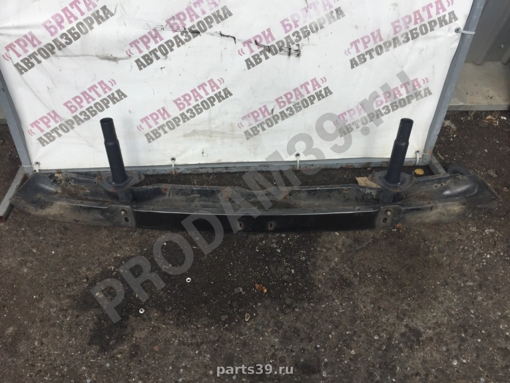 Брус бампера задний на BMW X5 E53 99-03