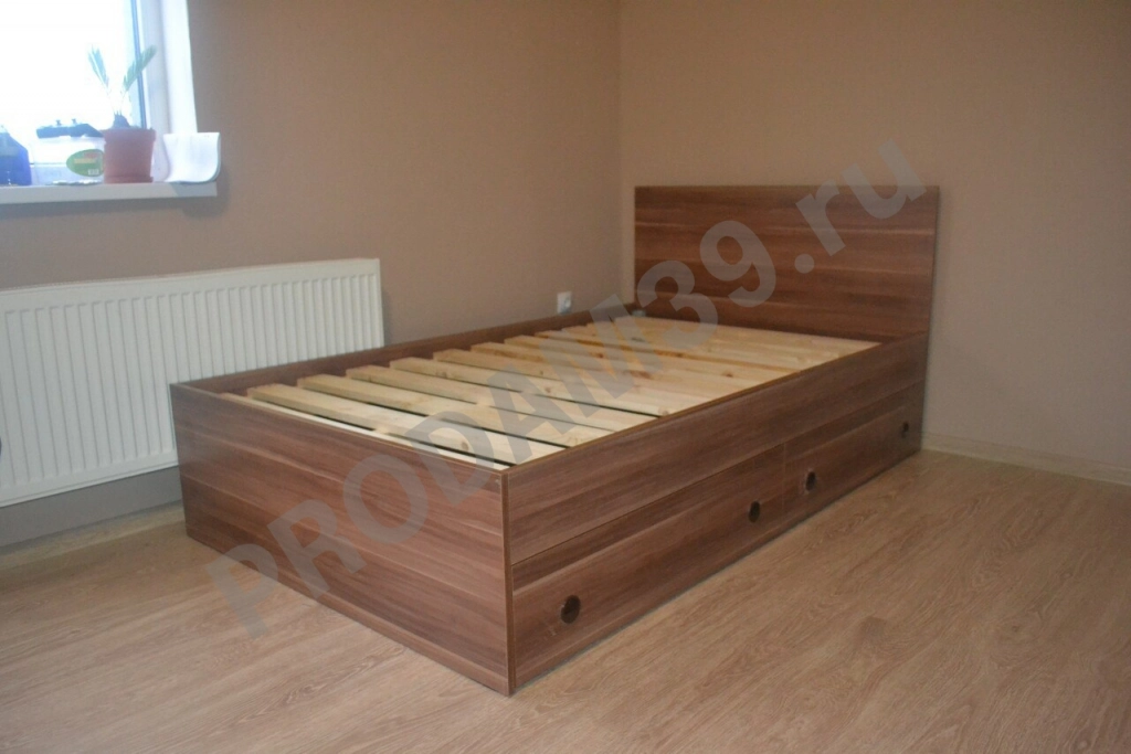 Односпальная кровать Happy 94x204 с выдвижными ящиками