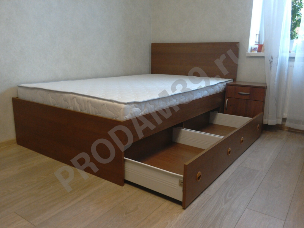 Односпальная кровать Happy 94x204 с выдвижными ящиками
