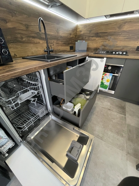 Кухонный гарнитур