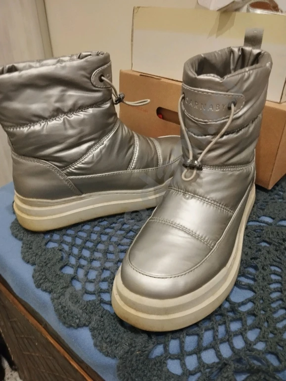 Сапоги CARNABY 38р