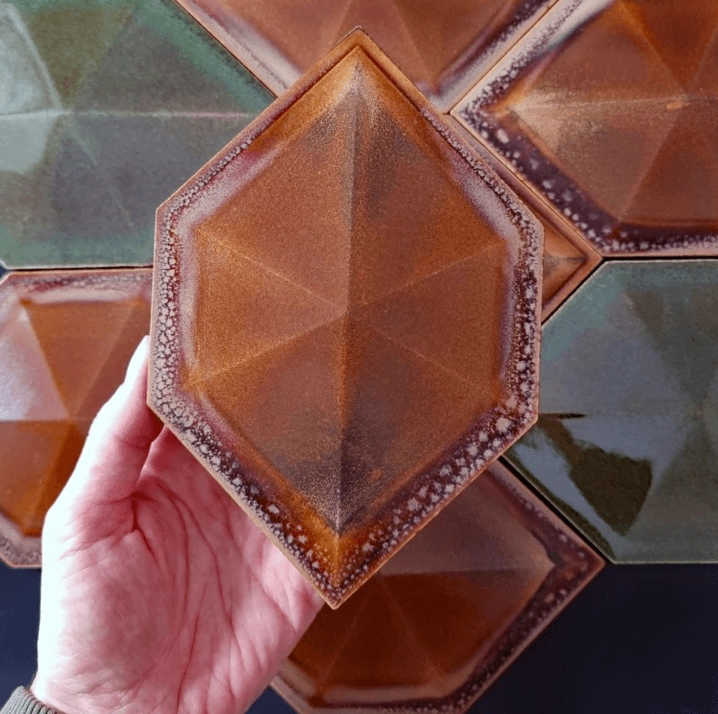 Дизайнерская плитка ручной работы, модель 