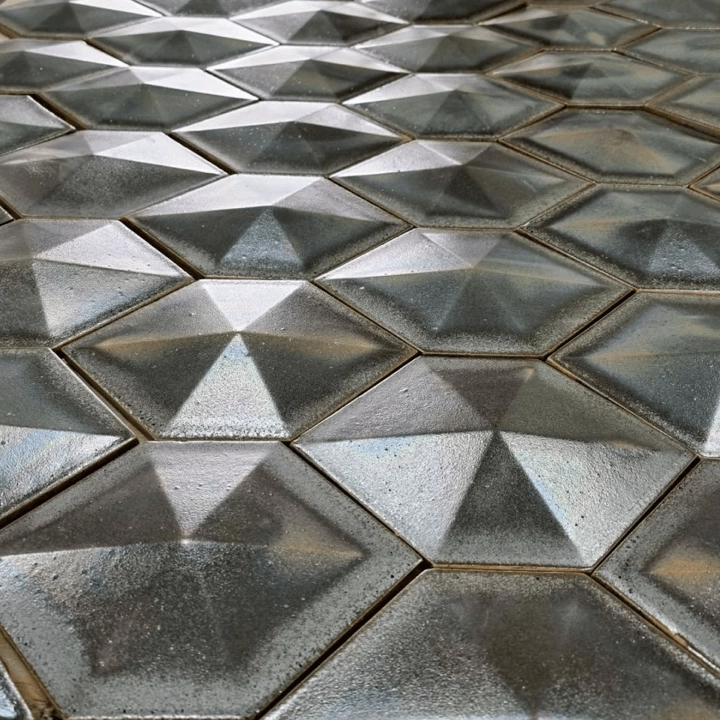 Дизайнерская плитка ручной работы, модель 