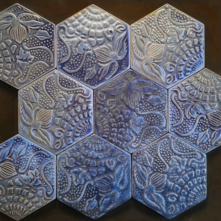 Дизайнерская плитка ручной работы, модель 