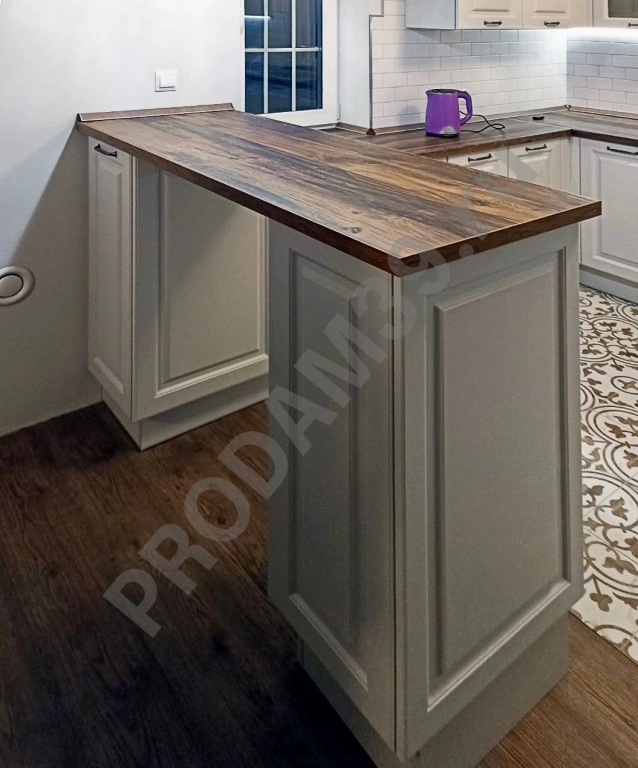 Классическая кухня от студии Mykitchen