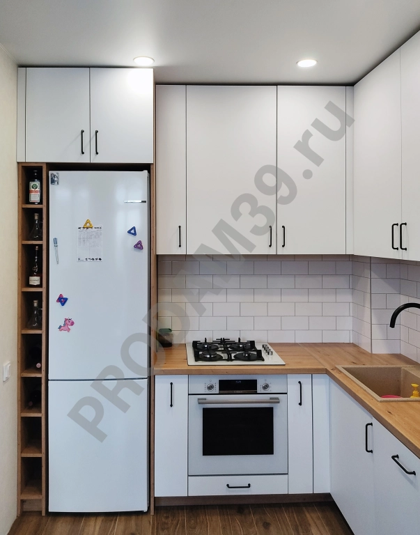 Г-образная кухня от студии Mykitchen